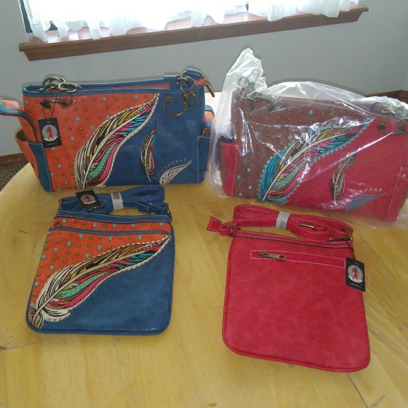 Leather hand stitched "Yesir" designer purces . - Picture 2 of 5